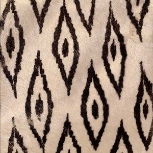 Meet your Posher, Hong